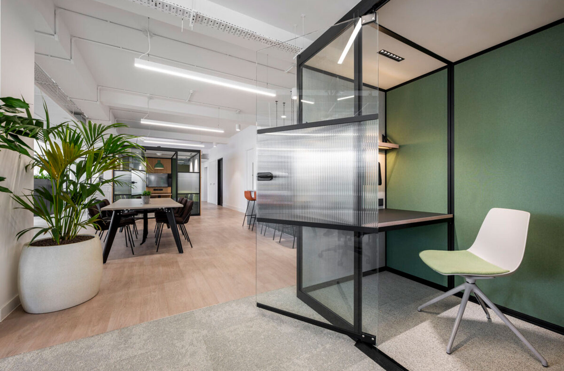 EKU Workspace design - close up of meeting booth